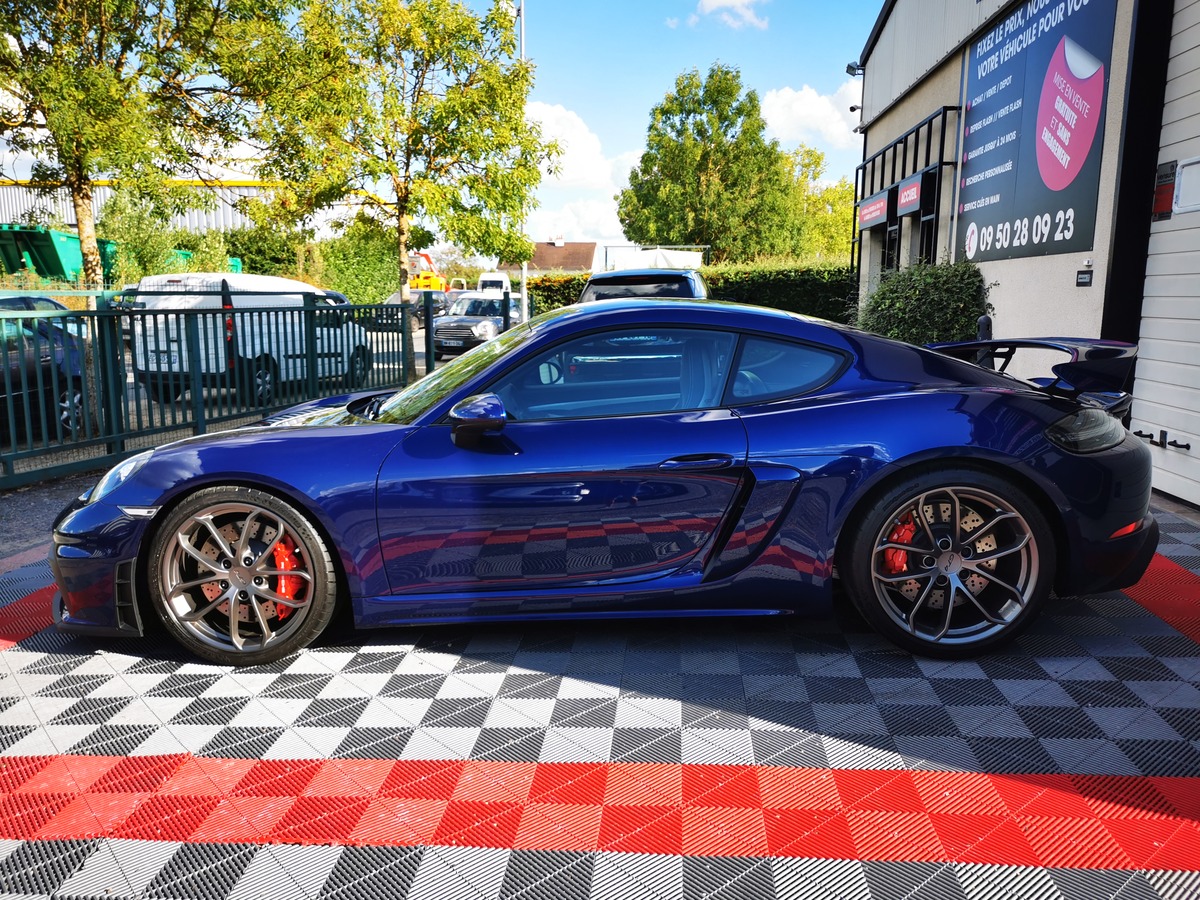 Porsche 718 CAYMAN GT4 4.0 420 FRANCE MECA i