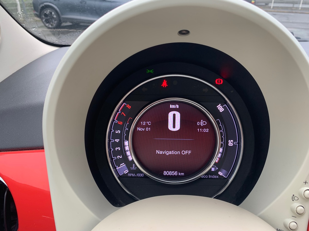 Fiat 500 85 ch | LOUNGE | Uconnect Radio 5" NAV LIVE | Radar de stationnement AR | Toit panoramique