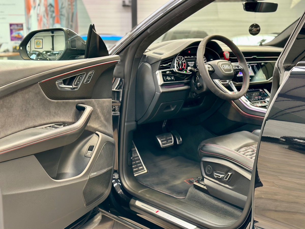 Audi RS Q8 4.0 TFSI 600 Quattro Tiptronic 8 Français u
