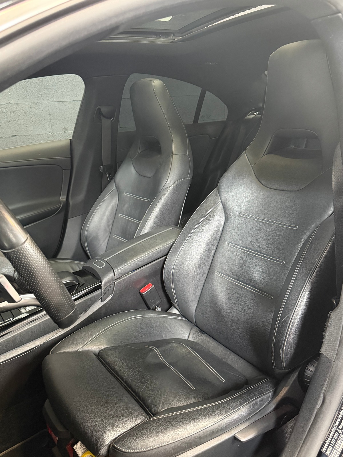 Mercedes Benz CLA 180D AMG LINE