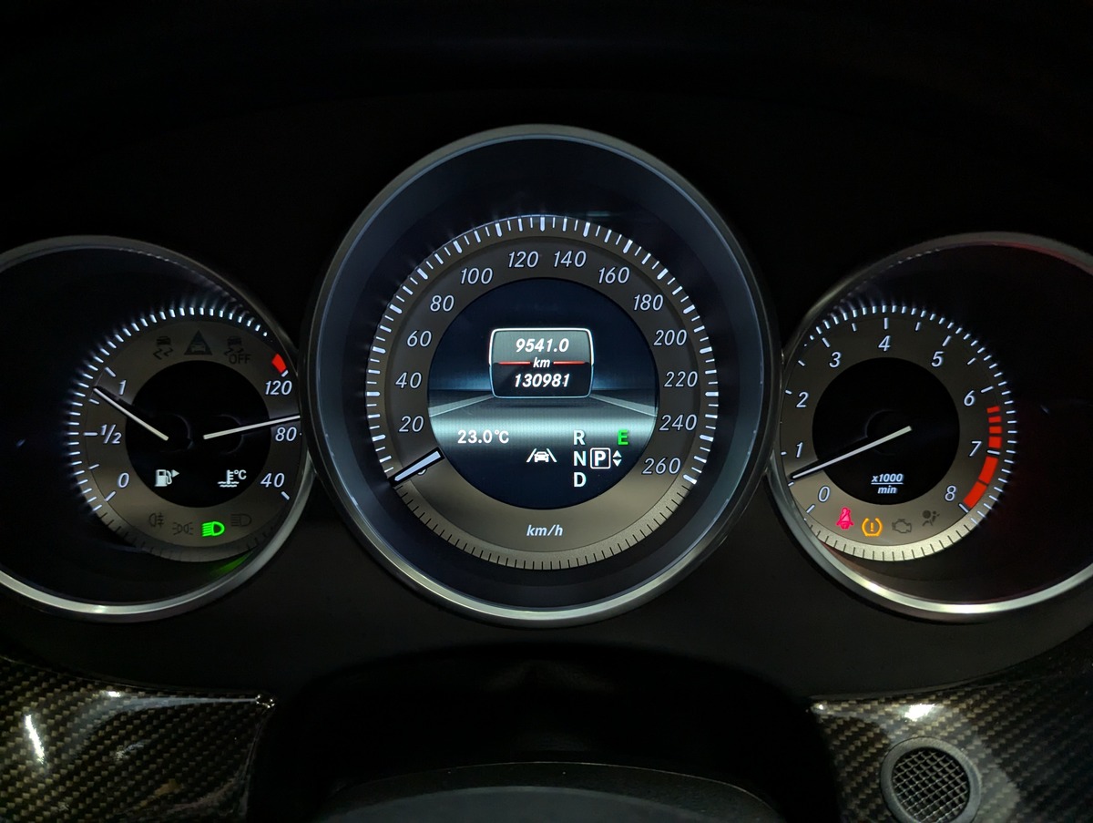 MERCEDES CLS 500 BlueEfficiency  SUIVI COMPLET MERCEDES