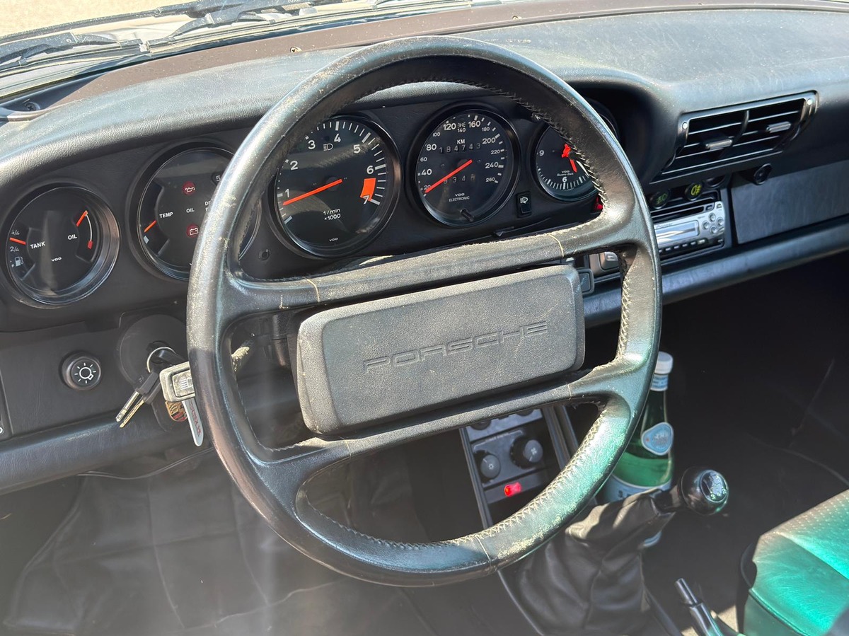 Porsche 911 SC 3.2 231ch Carrera