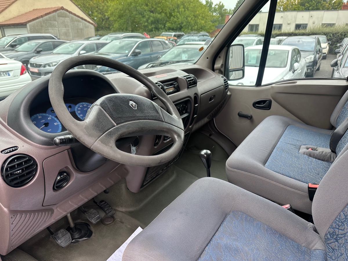 RENAULT Master 2.2 DCI 90ch /L2H2 