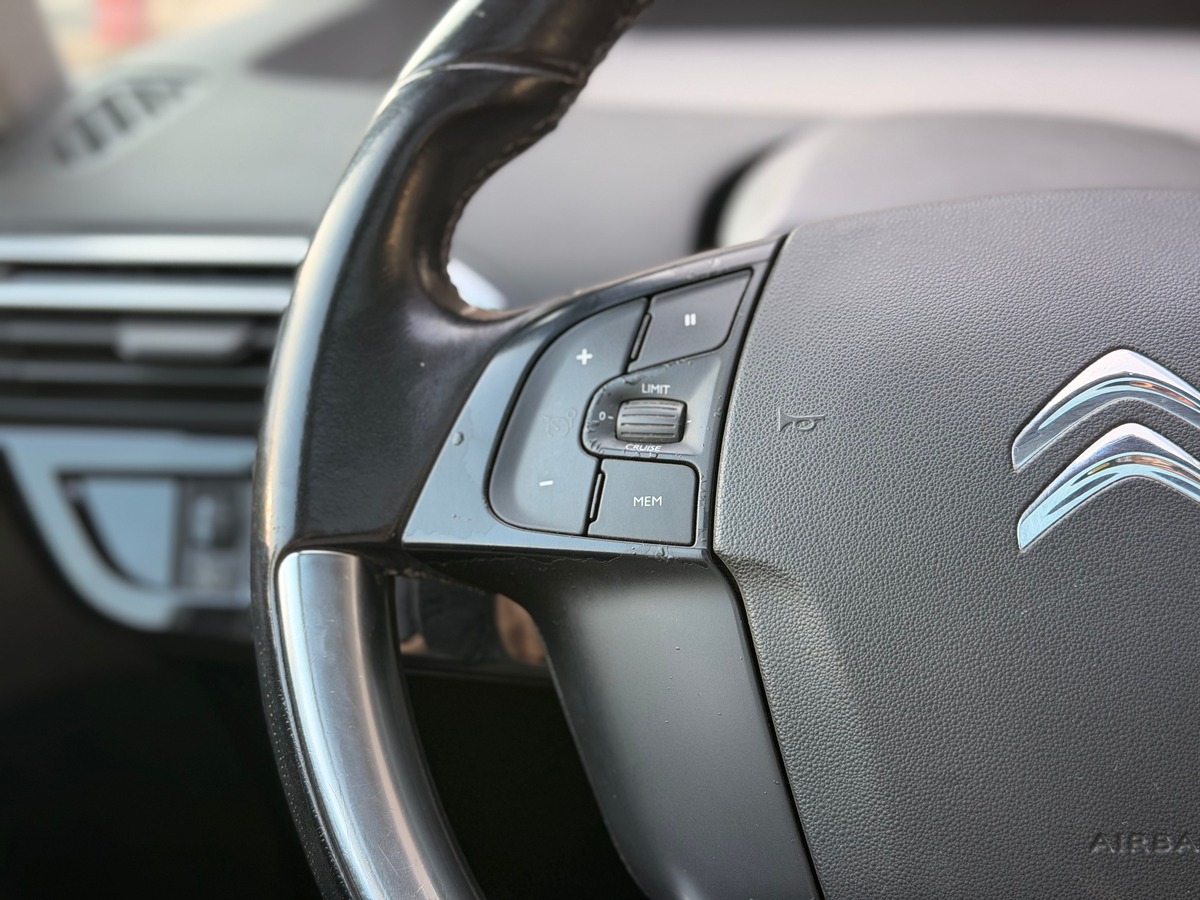 Citroën C4 SpaceTourer Shine II 1.6 BlueHDi 120 cv - Toit panoramique