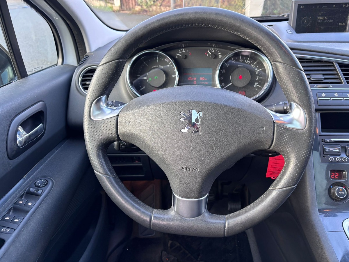 Peugeot 5008 1.6 HDi Allure 7 Places - Attelage - Révisé - Garantie