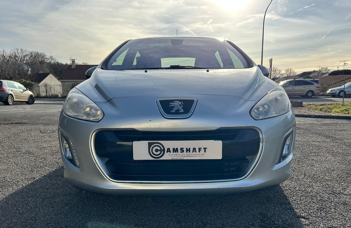 Peugeot 308 eHDI 1.6 (112 ch)