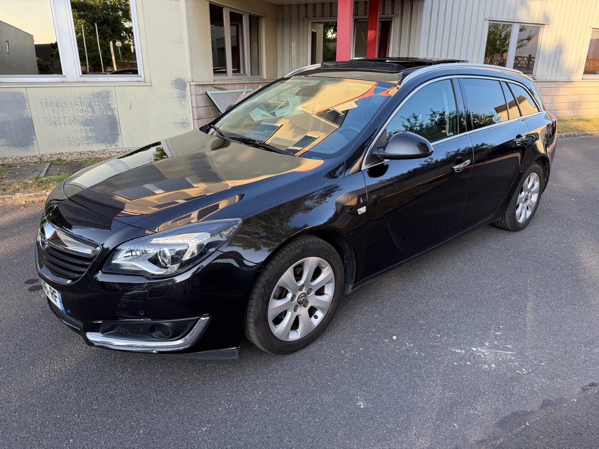 Opel Insigna Sport Tourer Cosmo 1.6 CDTI  136 CV start /stop 