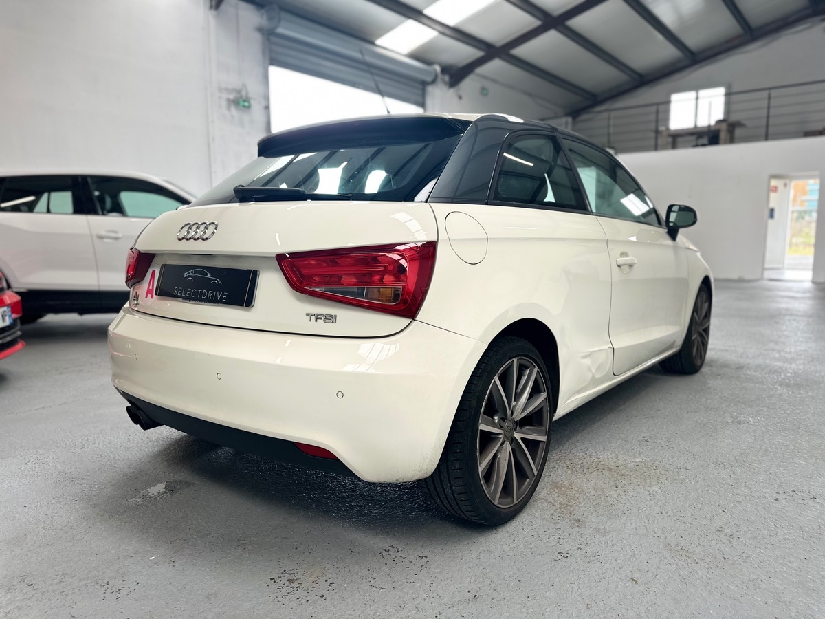 Audi A1 1.4 TFSI 122 AMBITION LUXE S TRONIC