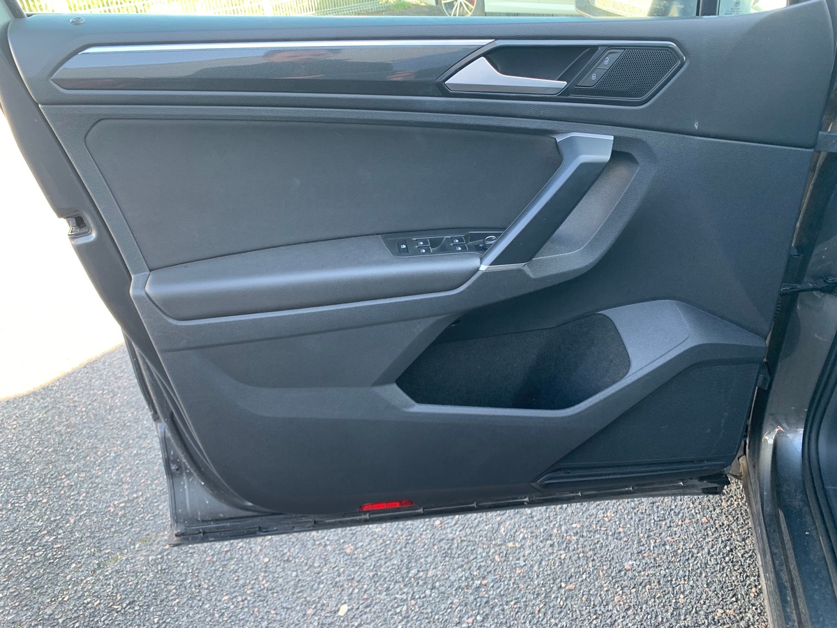 Volkswagen Tiguan 150 | Carat | DSG7 | Caméra recul | Toit ouvrant panoramique | Régulateur vitesse