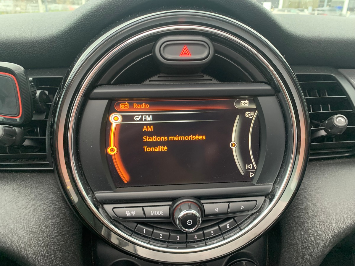 Mini Minicooper 136 chevaux | Chili | Pack Connected Navigation | Volant Sport gainé cuir MINI Yours