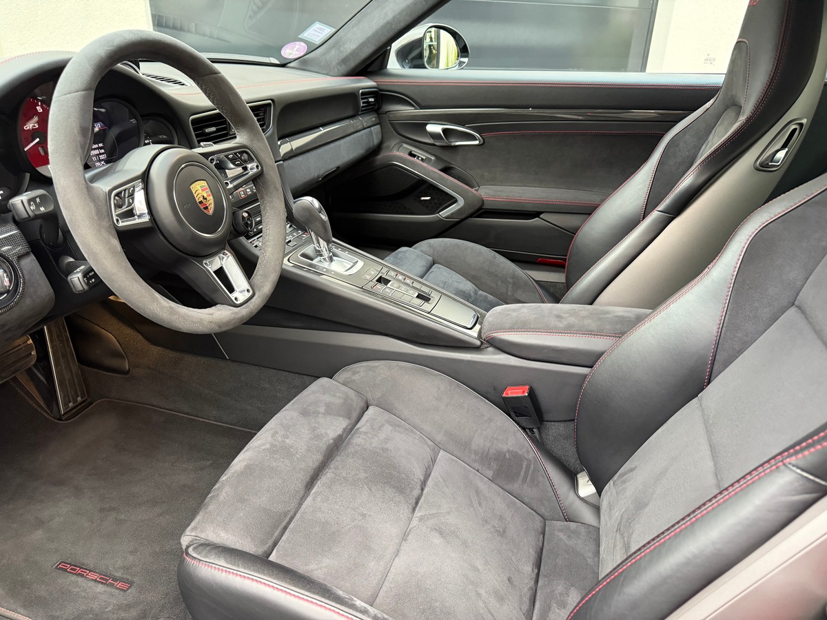 Porsche 911 TYPE 991 COUPE GTS 450 CH / CARNET / 61296 KMS