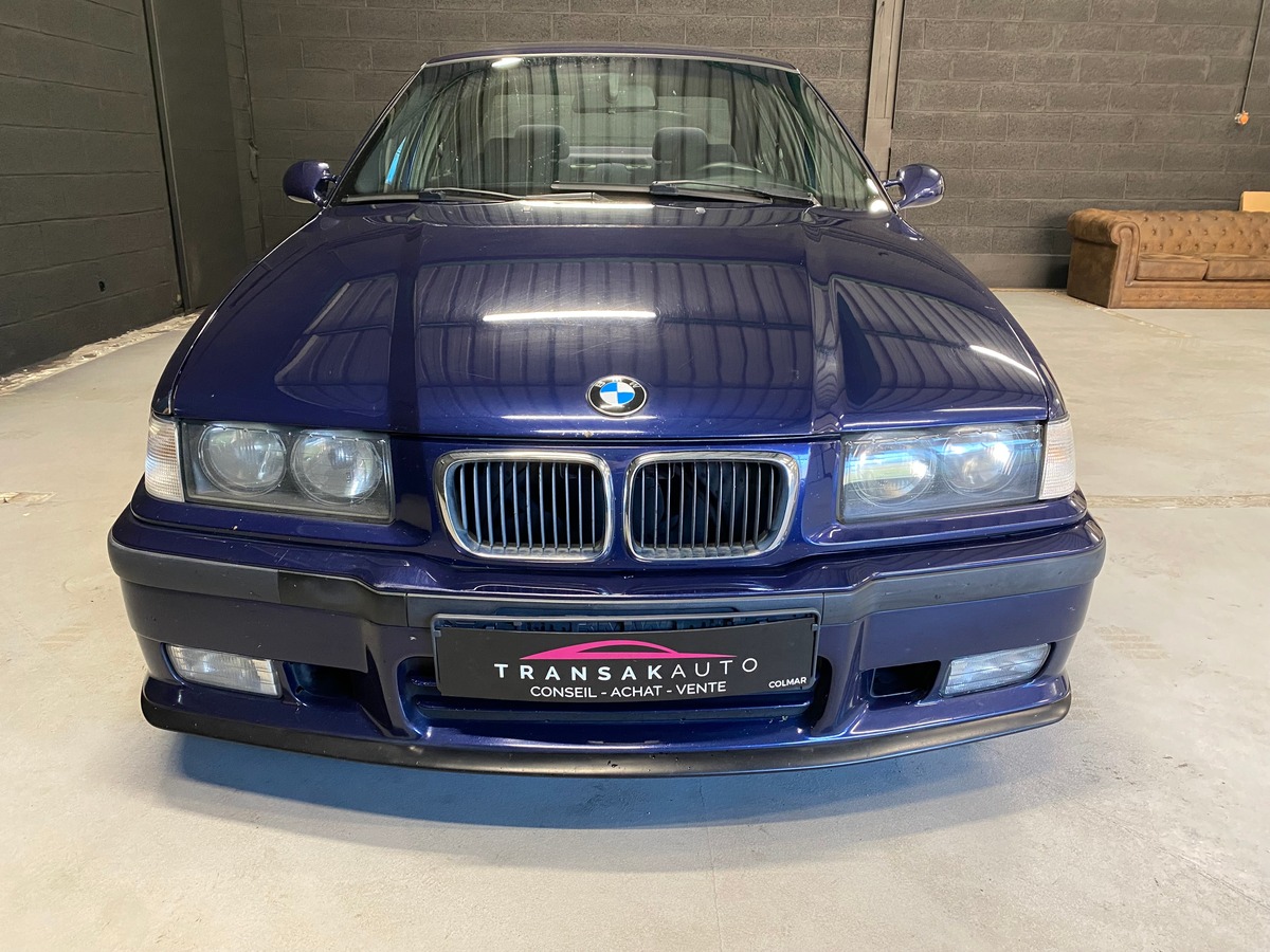 Bmw Série 3 E36 328i Berline Pack M individuel 193cv Toit Ouvrant