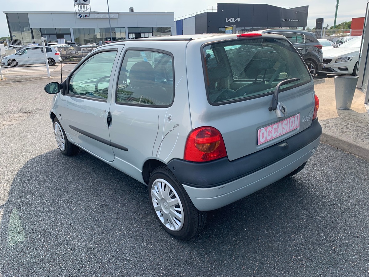 RENAULT Twingo 75 chevaux | Climatisation | Vitres électriques | Roue de secours | Radio CD