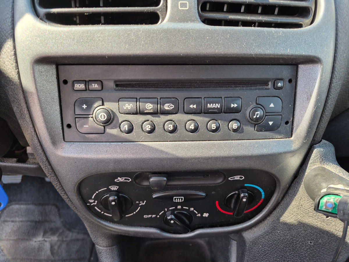 Peugeot 206 1.4 75 STYLE