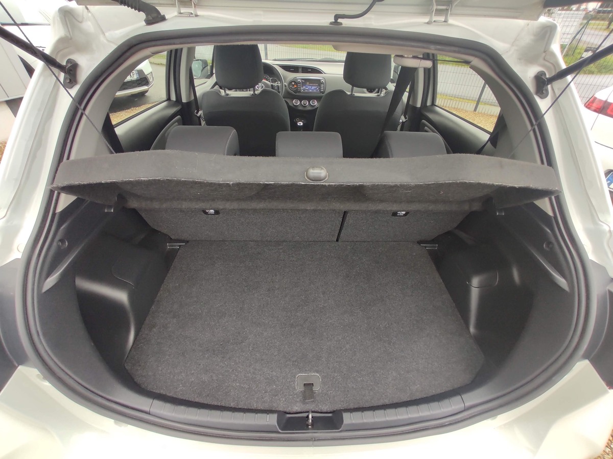 Toyota Yaris III 1.0 VVTi 72 France