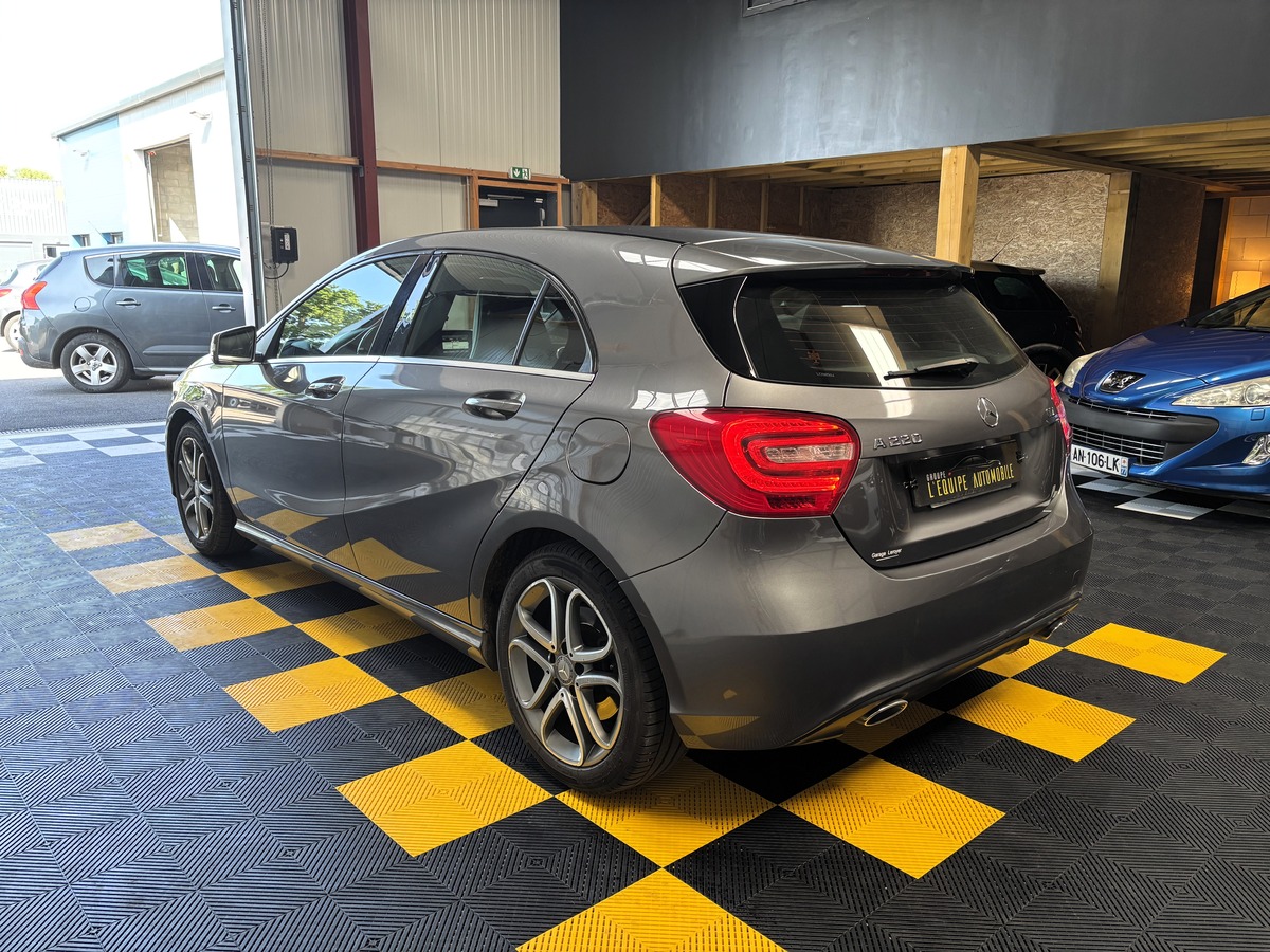 Mercedes-Benz Classe A 220d 7-DCt Sensation