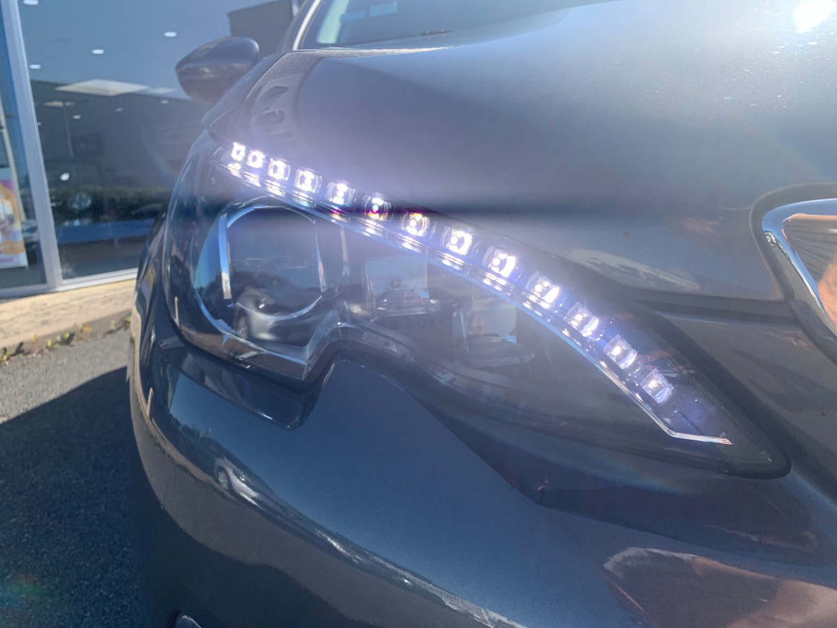Peugeot 308 130 ch | Allure | Premiére Main | Caméra de recul | Radar avant | Régulateur de vitesse