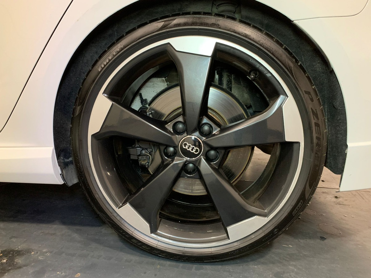Audi RS3 2.5 TFSI 400ch quattro S tronic 7