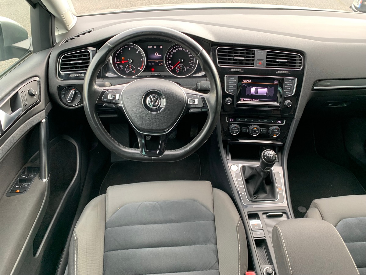 Volkswagen Golf 105 ch | Régulateur vitesse | Radar de stationnement avant arriére | GPS | Bluetooth