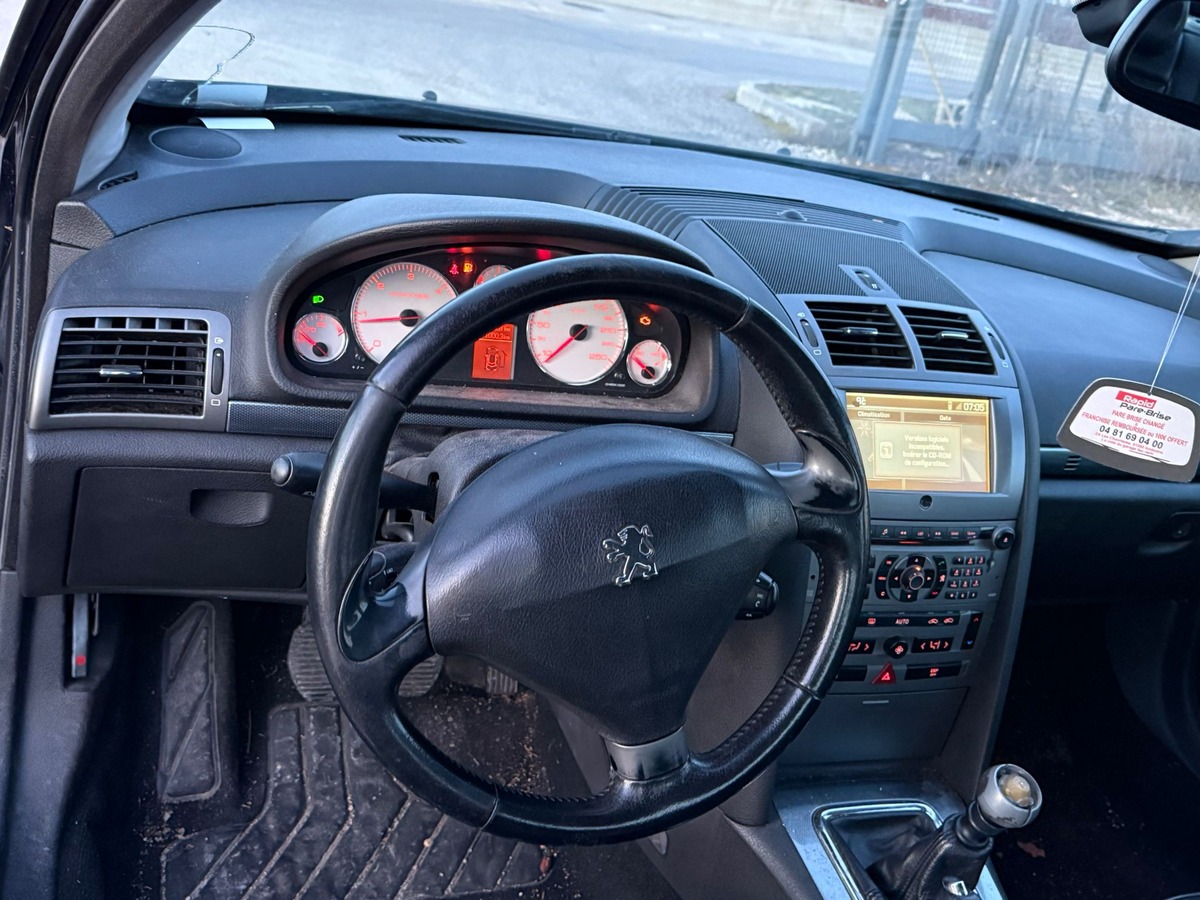 Peugeot 407 2L HDI 136 CH TOUTE OPTION CUIR GPS