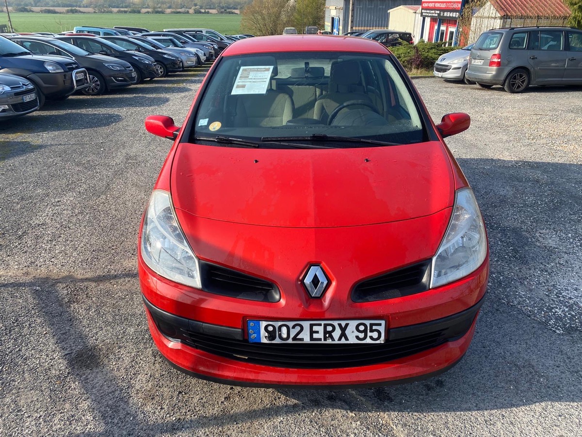 RENAULT Clio III 1ère main 1.5 dci 85cv 200085kms