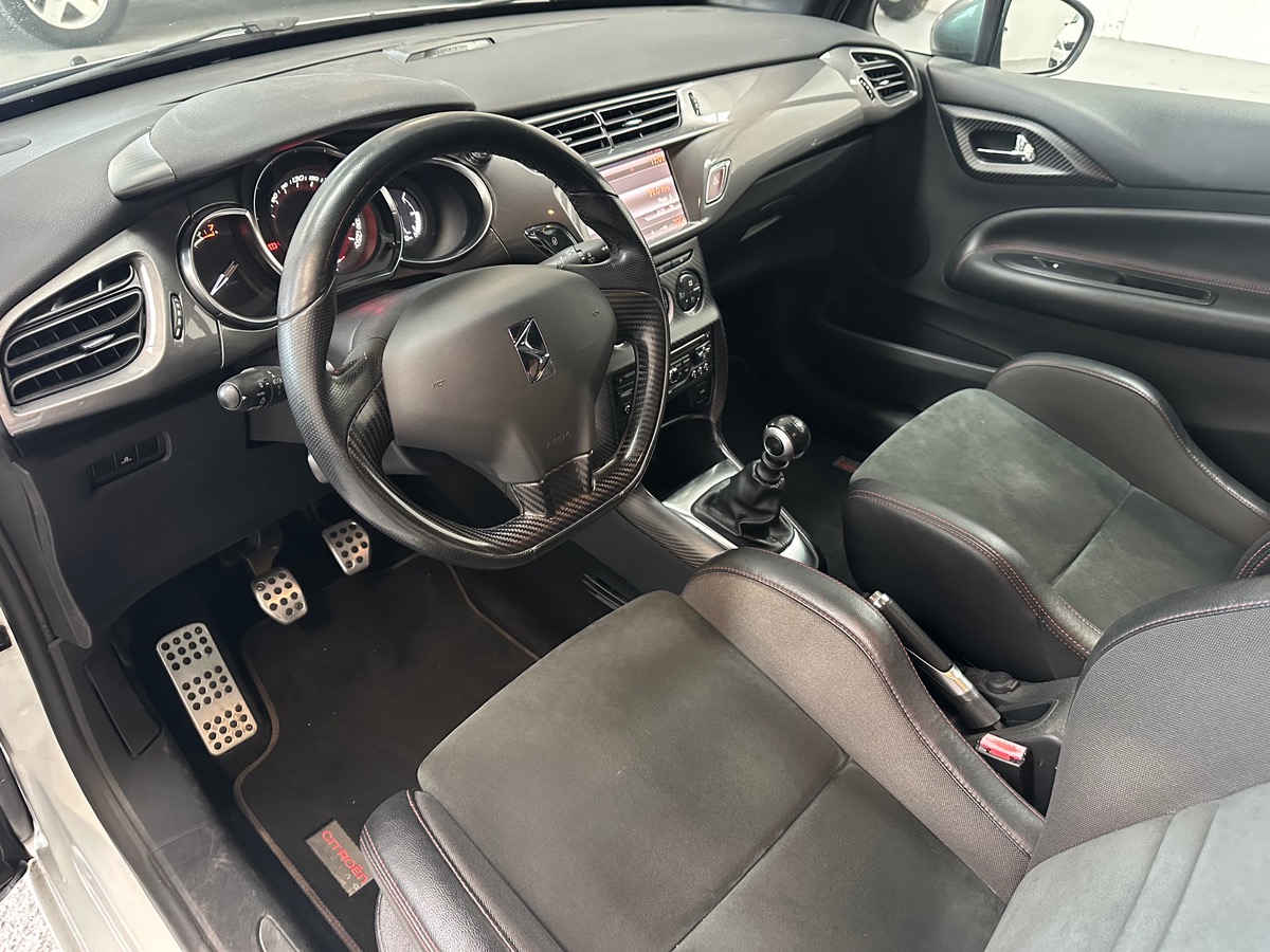 Citroën DS3 RACING 1.6 THP 200ch