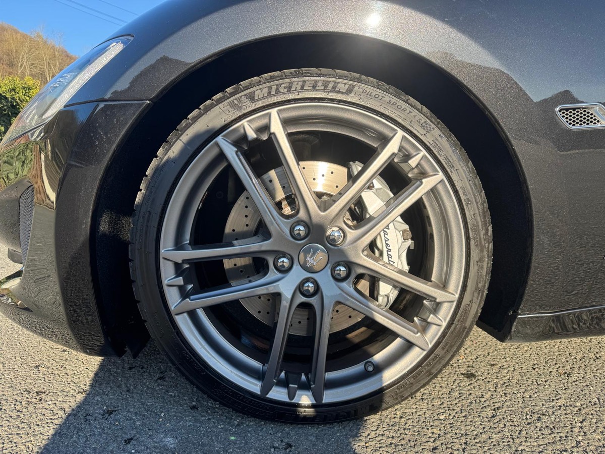 Maserati Granturismo S 4.7 V8 460cv Pack carbone - Jantes Stradale - Garantie