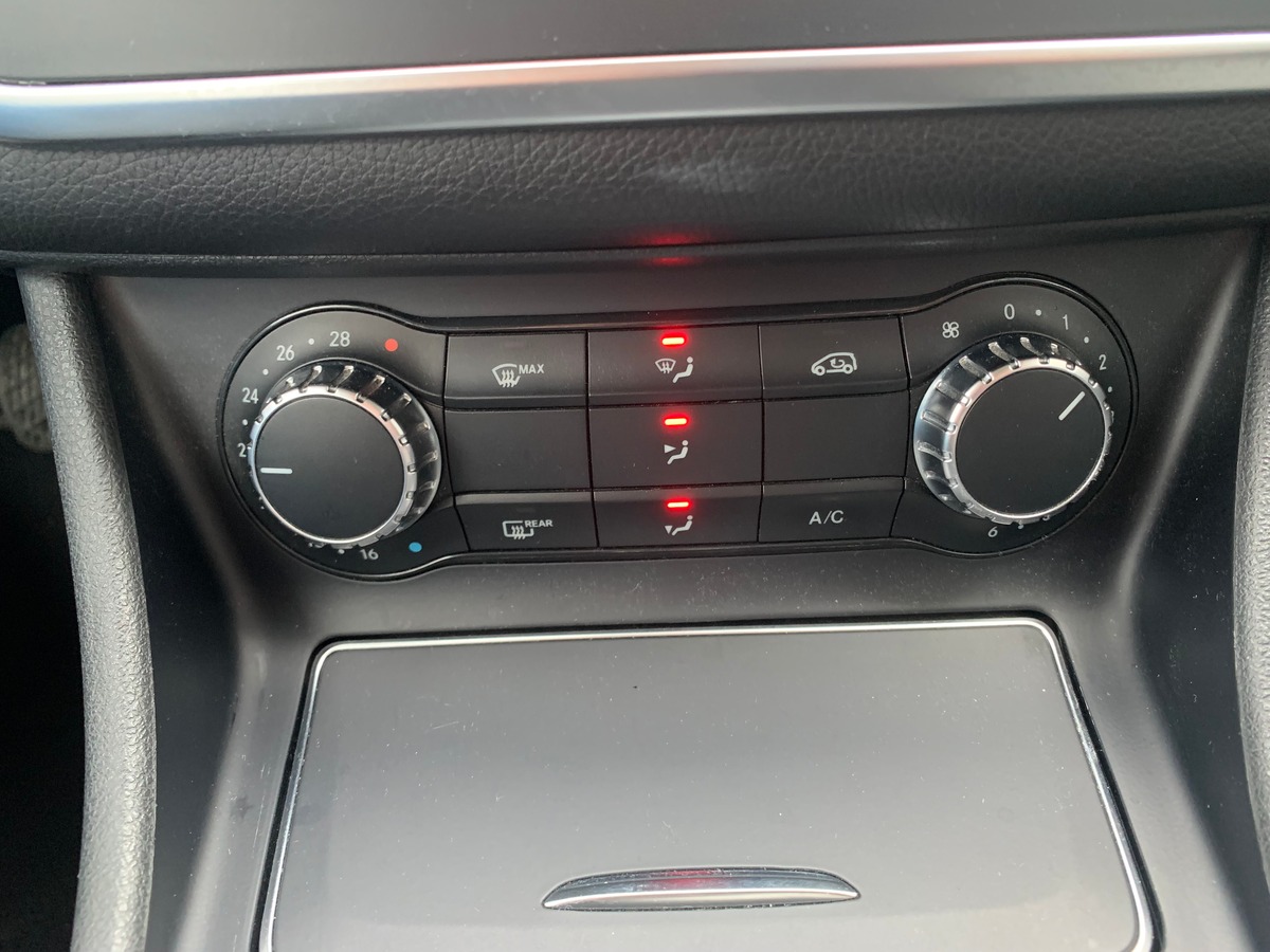 Mercedes-Benz CLA Shooting Brake 136 ch | Business Edition | Caméra de recul | Coffre électrique