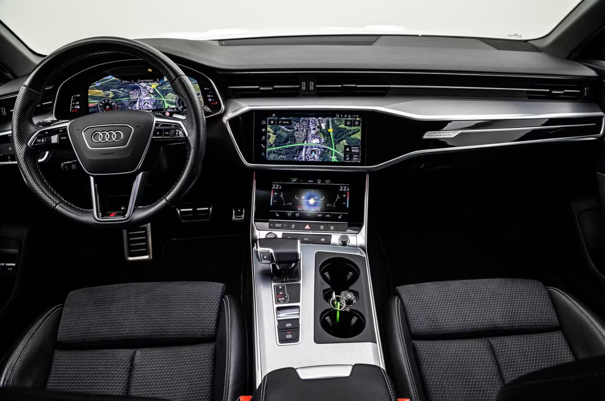 Audi A6 Avant 55 TFSI e 367ch Compétition quattro S tronic 7/VO allemand/Bang&Olufsen/Toit ouvrant