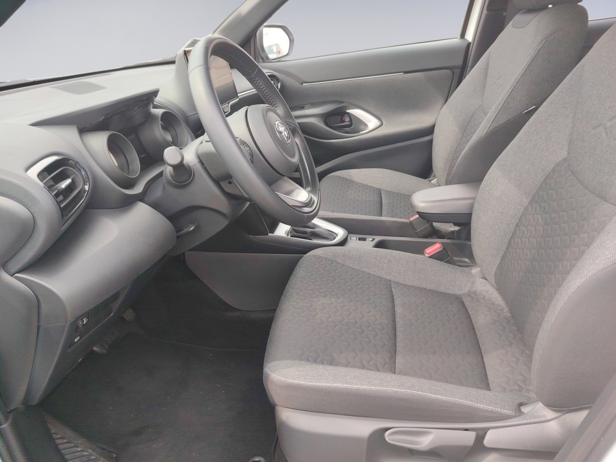 Toyota Yaris Cross DESIGN PACK CARGO