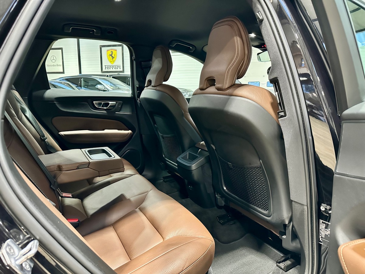 Volvo XC60 II B4 AWD 197 D Business Executive Geartronic 8 AWD 1ère Main b