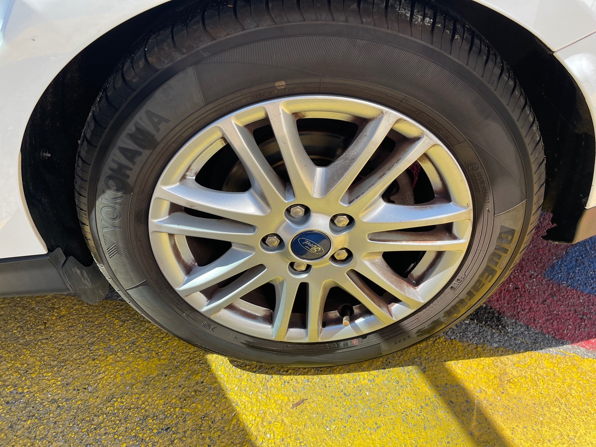 Ford Focus 1.6 T VCT 125 CV / 5 portes /Double sortie de Pot Type RS /Boite Auto