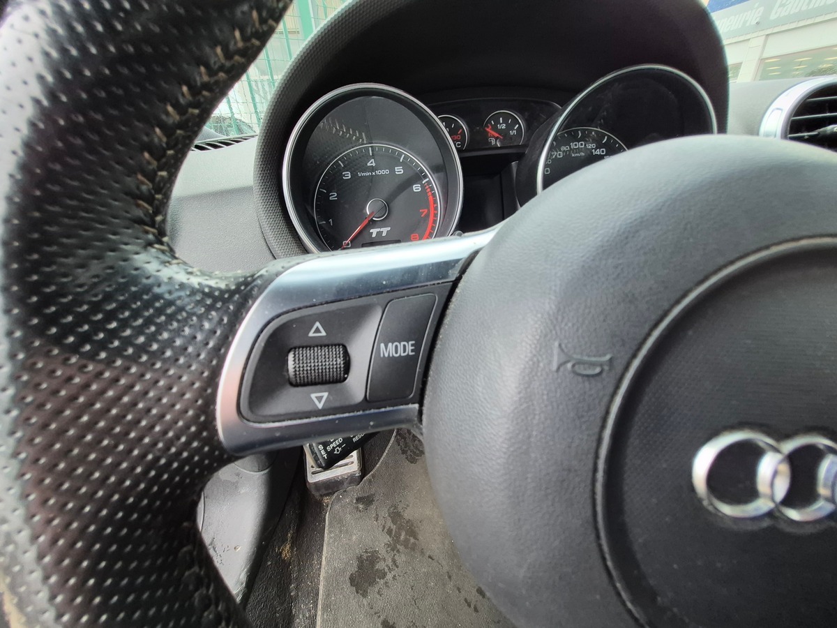 Audi TT 1.8 TFSI 160 S LINE