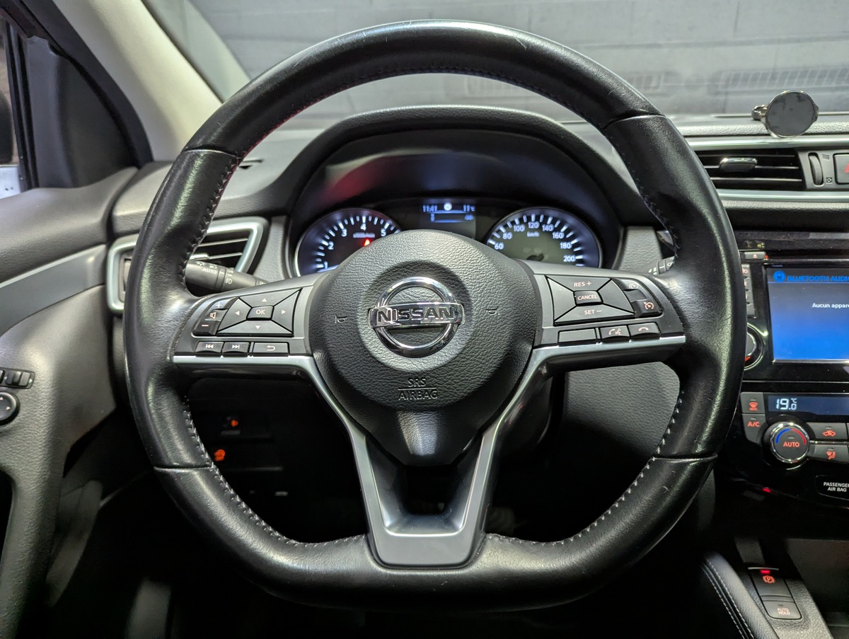 Nissan Qashqai 1.2 dig TEKNA