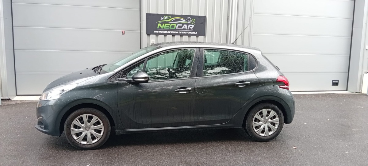 Peugeot Lion Peugeot 208 1.0 vti Active "Distribution Neuve" et "Suivi Peugeot"