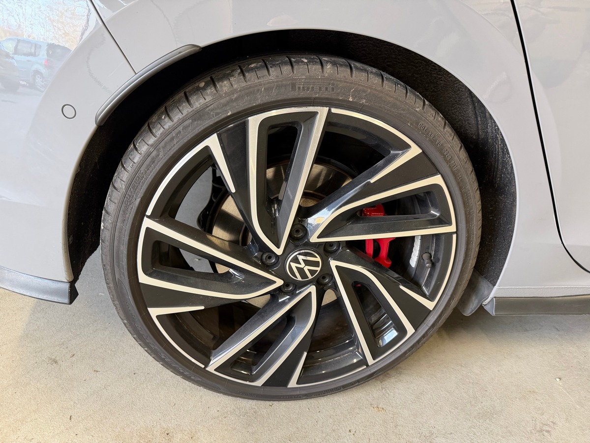 Volkswagen Golf 8 VIII GTI CS 2.0 tsi 300 CH Mode Nurburgring Toit Panoramique / Harman Kardan / ATH