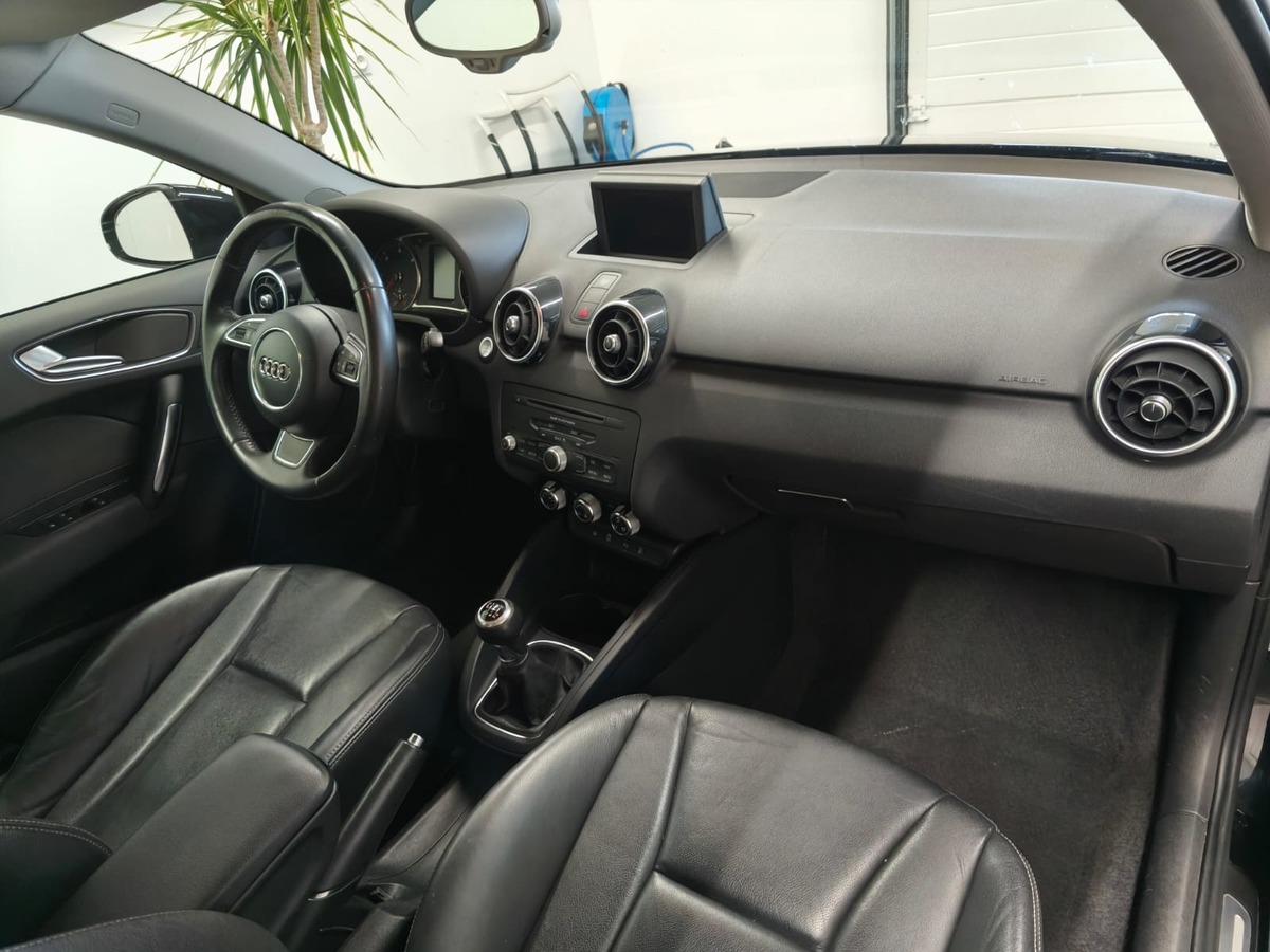 Audi A1 Sportback 2.0 TDI 143 ch Ambition luxe Cuir GPS Distrib embrayage neuve  - Garantie 6 mois -