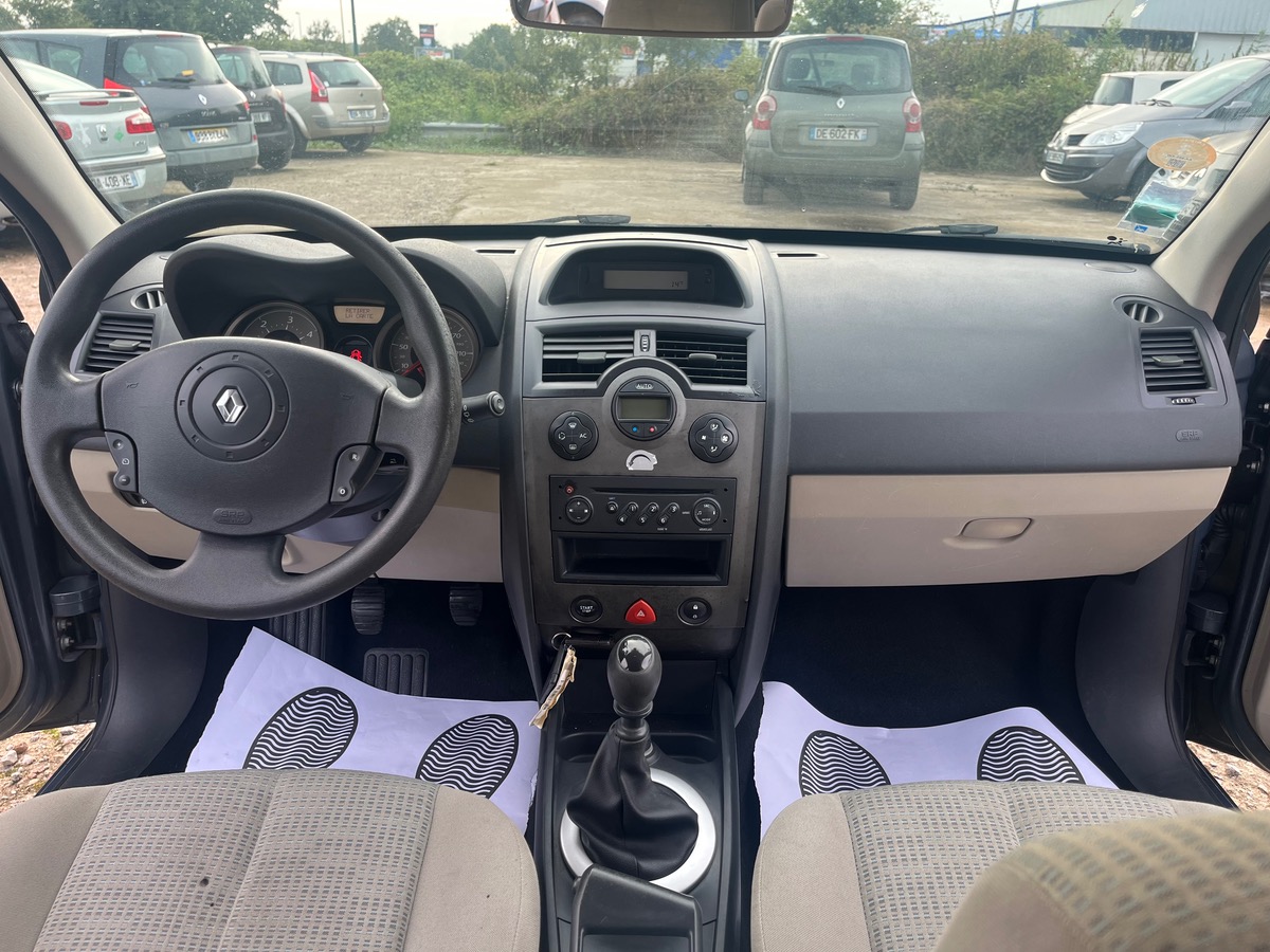 RENAULT Megane 1.9 dci 130ch 125696km