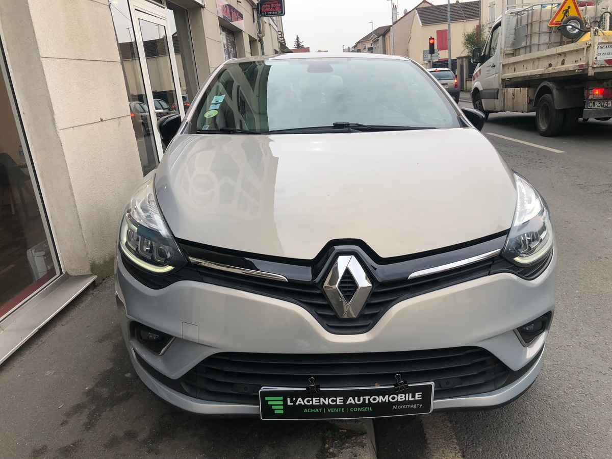 RENAULT Clio IV INITIALE