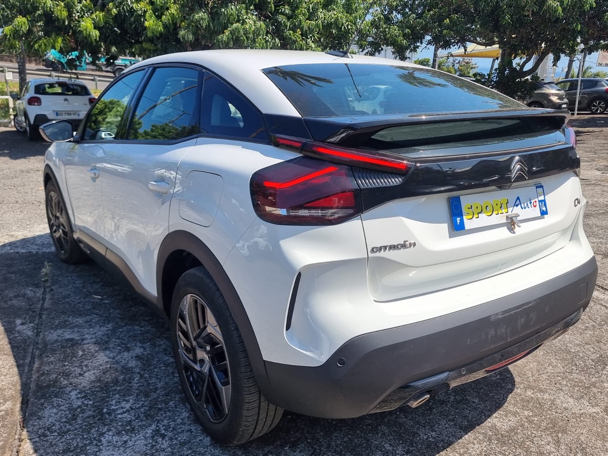 Citroën C4 2022 1.2 14000KM 130CH SPORT AUTO 