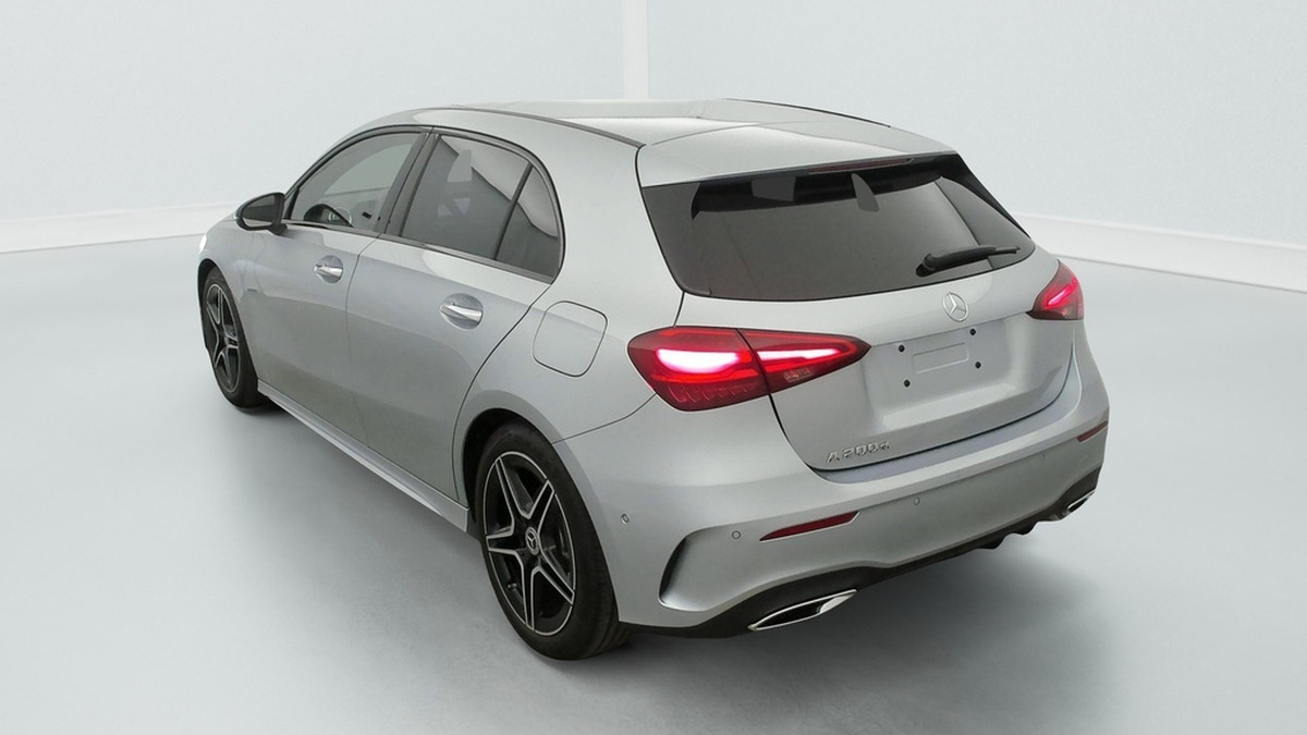 Mercedes-Benz Classe A 150 ch | 200 d 8G-DCT AMG Line | Éclairage d'ambiance | PLUSIEURS COLORIS