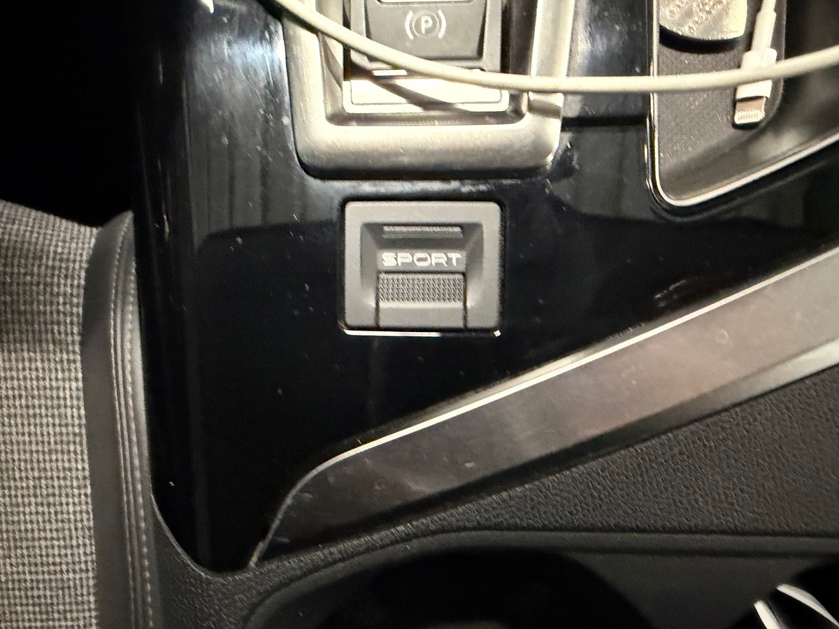 Peugeot 3008 1.5 hdi Allure Cock Pit / Hayon Electrique / Carplay Android / Caméra de Recul