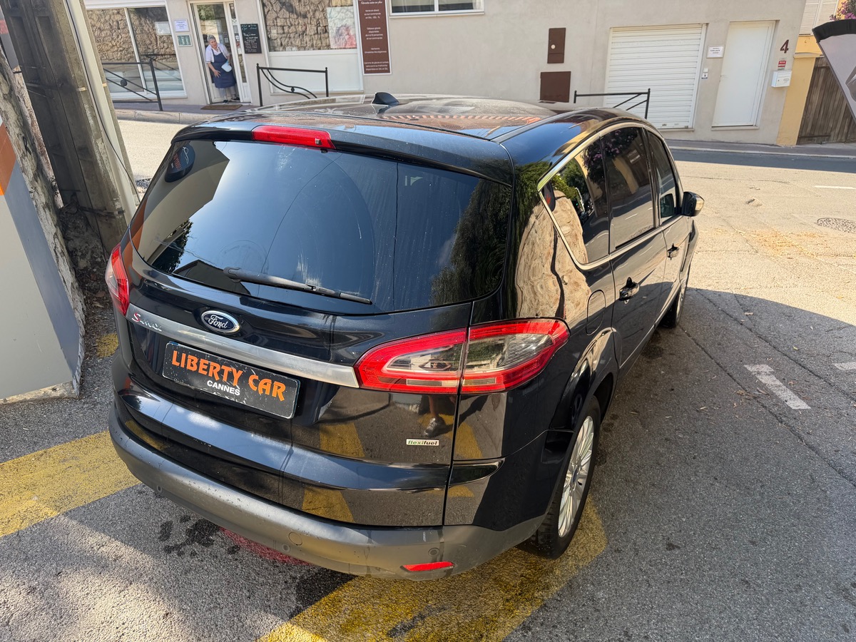 Ford S-max 2.0 Flexifuel 145 CV / Titanium / GPS / Jantes / Moteur à Chaine