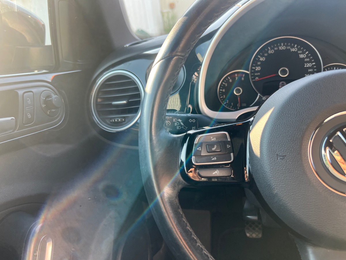 Volkswagen Beetle VINTAGE 1,2L  105cv, SUIVI COMPLET, GPS, SIEGES CHAUFFANTS