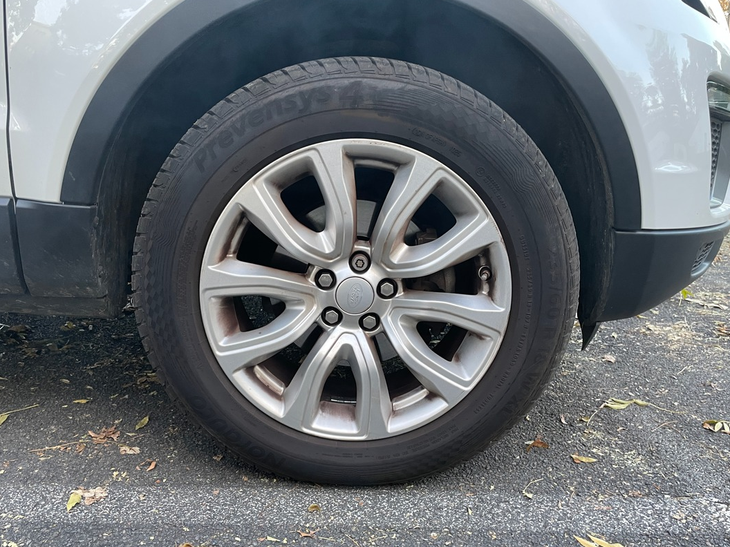 LAND ROVER EVOQUE 2.0 ed4 150 BVM Business - Historique Entretien complet