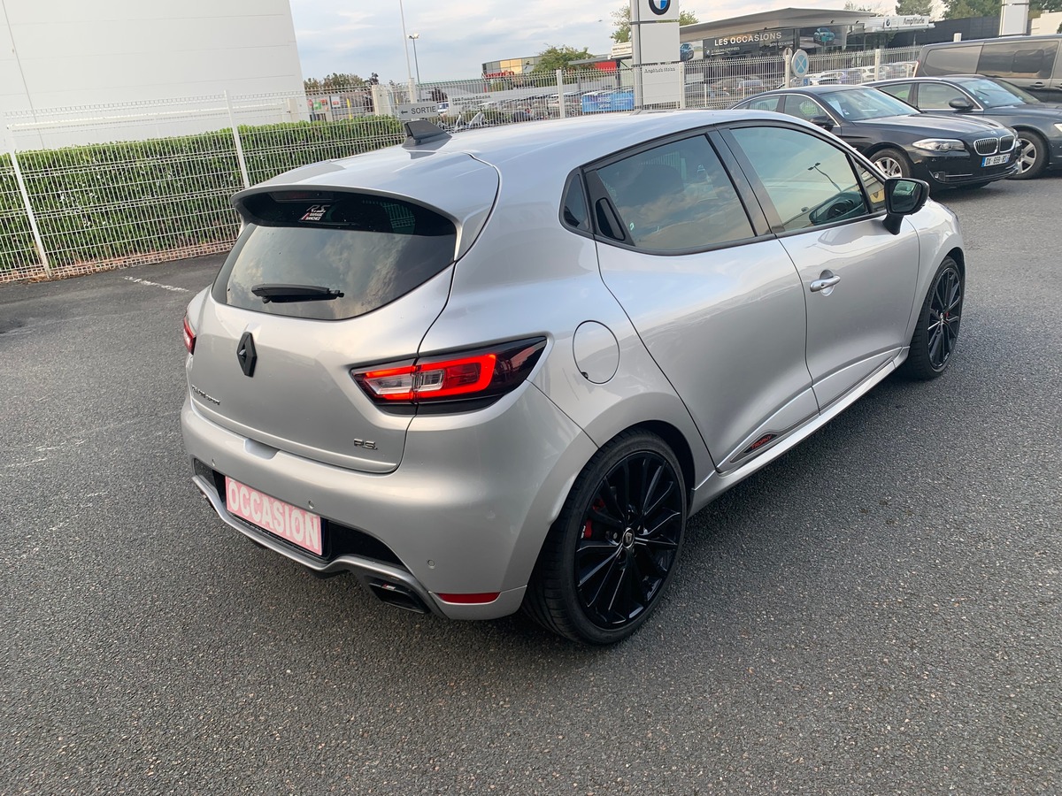 RENAULT Clio IV RS TROPHY | Caméra de recul | Stage 1 | Régulateur | GPS | Echappement Akrapovic