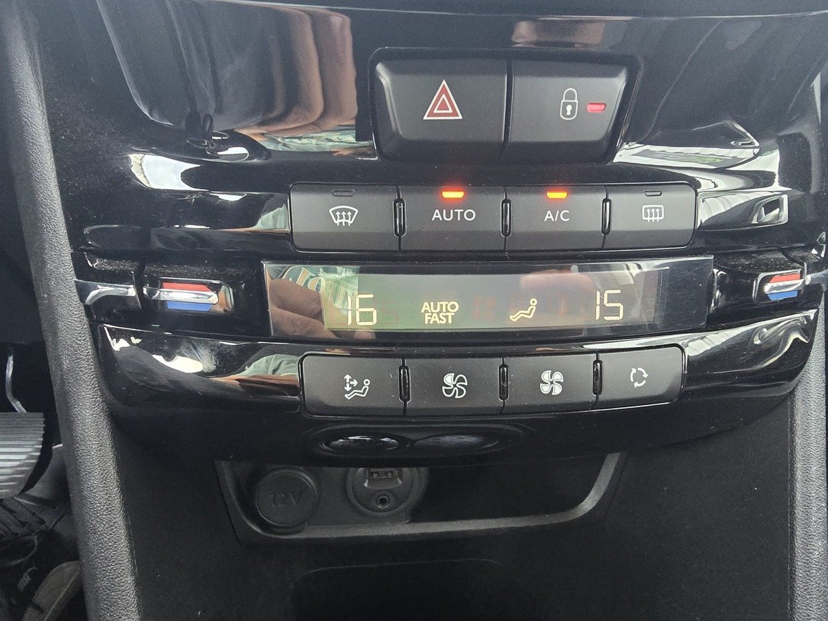 Peugeot 2008 1.2 Pure tech 110cv Finition Allure