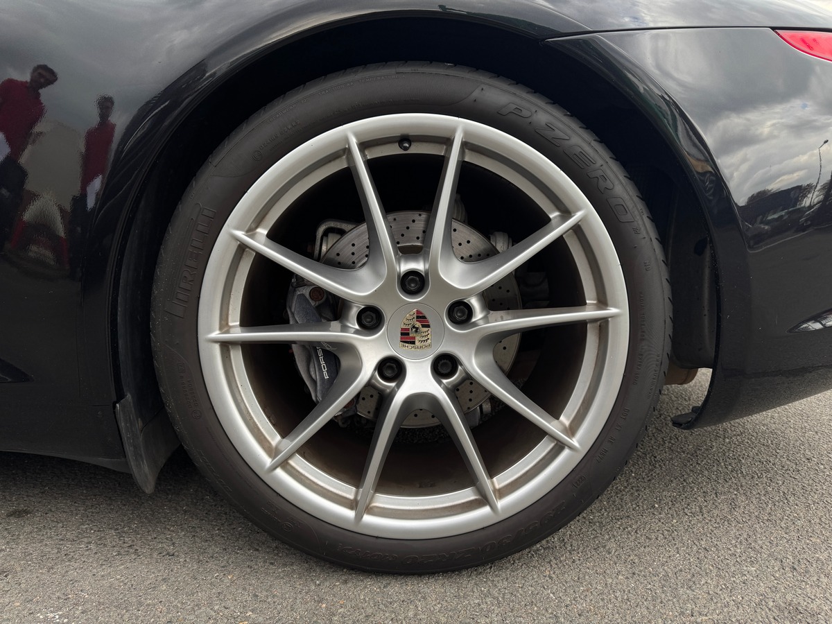Porsche 911 Carrera 3.4 PDK 350 cv - Toit ouvrant - Volant Sport