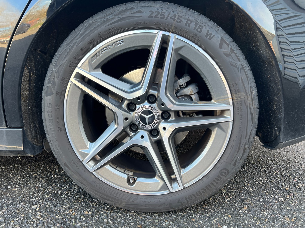 Mercedes-Benz Classe A A200 AMG LINE 163 CH, SUIVI COMPLET MERCEDES