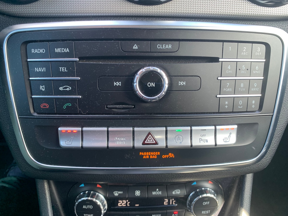 Mercedes-Benz GLA 136 | Sensation | Caméra recul | Régulateur vitesse | Siéges chauffants électrique